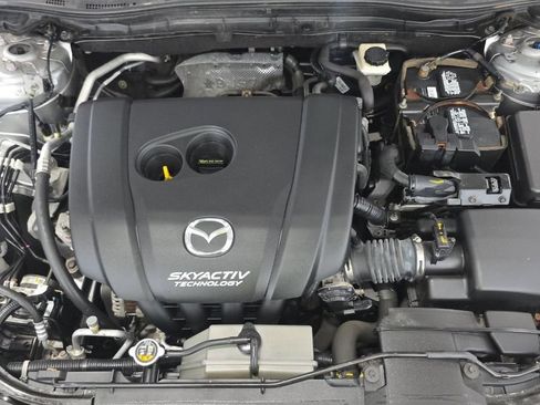 Used 2016 MAZDA MAZDA3 i Touring FWD image 8