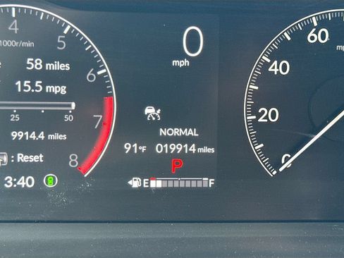 Used 2024 Honda Pilot EX-L image 12