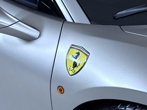 Used 2016 Ferrari 488 GTB RWD image 30