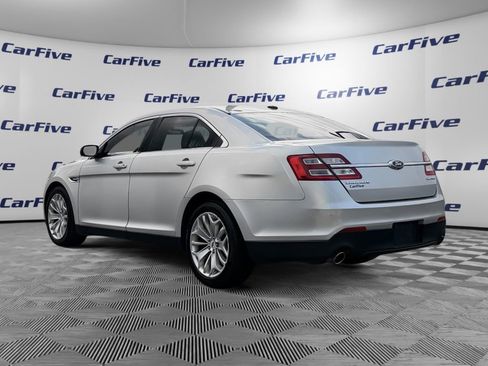 Used 2019 Ford Taurus Limited image 3