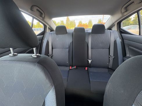 Used 2025 Nissan Versa SV image 36