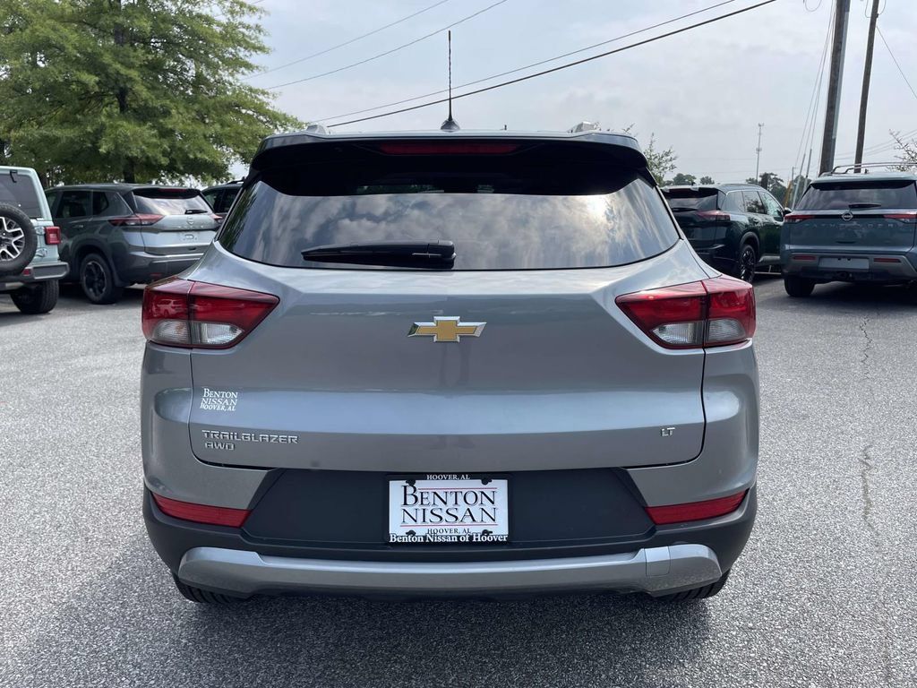 Used 2026 Chevrolet TrailBlazer LT AWD/4WD image 4