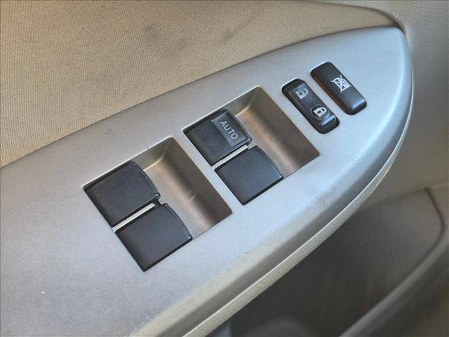 Used 2012 Toyota Corolla LE FWD image 11