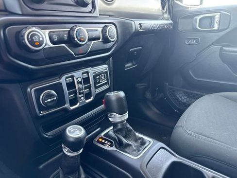 Used 2020 Jeep Wrangler Unlimited Sport S AWD/4WD image 16