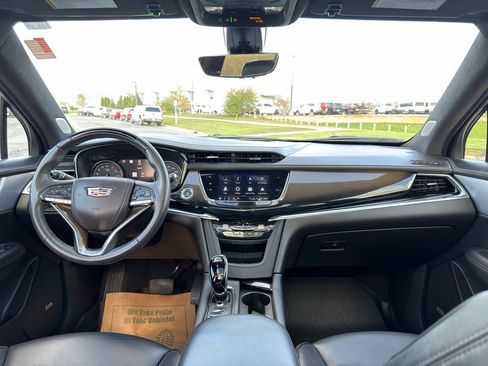 Used 2022 Cadillac XT6 Premium Luxury w/ Platinum Package AWD/4WD image 21