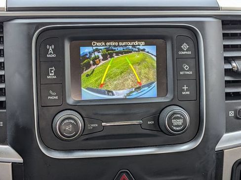 Used 2018 RAM 2500 SLT RWD image 23
