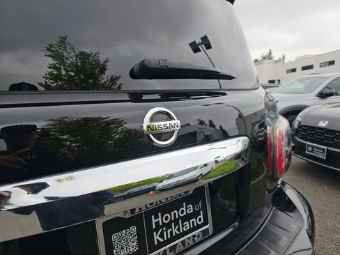 Used 2020 Nissan Armada SL w/ Premium Package image 19