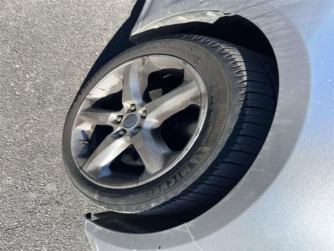 Used 2013 Ford Fusion SE image 9