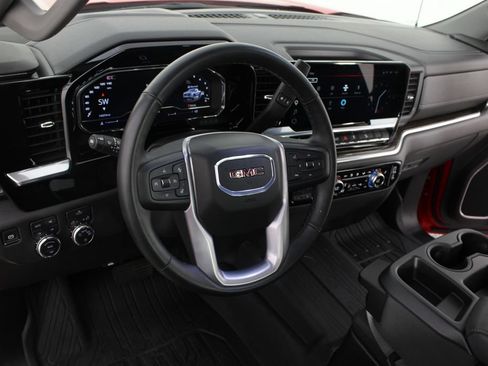Used 2025 GMC Sierra 1500 SLE AWD/4WD image 8