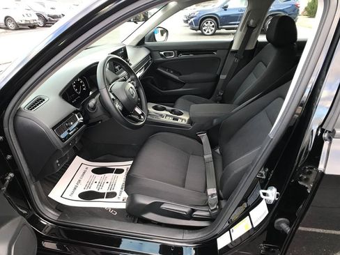 Certified 2024 Honda Civic EX image 4