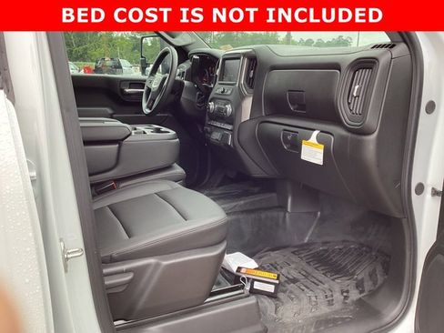 New 2025 GMC Sierra 3500 Pro w/ Convenience Package image 19