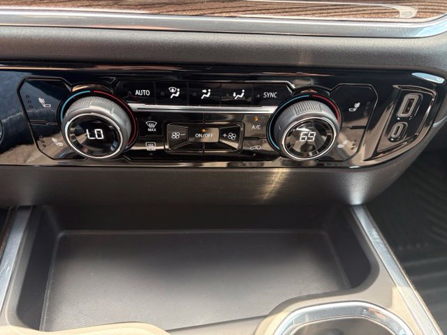 Used 2023 Chevrolet Silverado 1500 RST AWD/4WD image 30