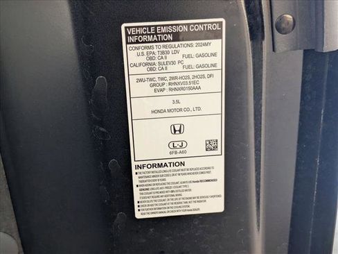 Used 2024 Honda Pilot Elite image 26