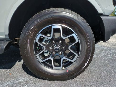 New 2026 Ford Bronco Outer Banks AWD/4WD image 11