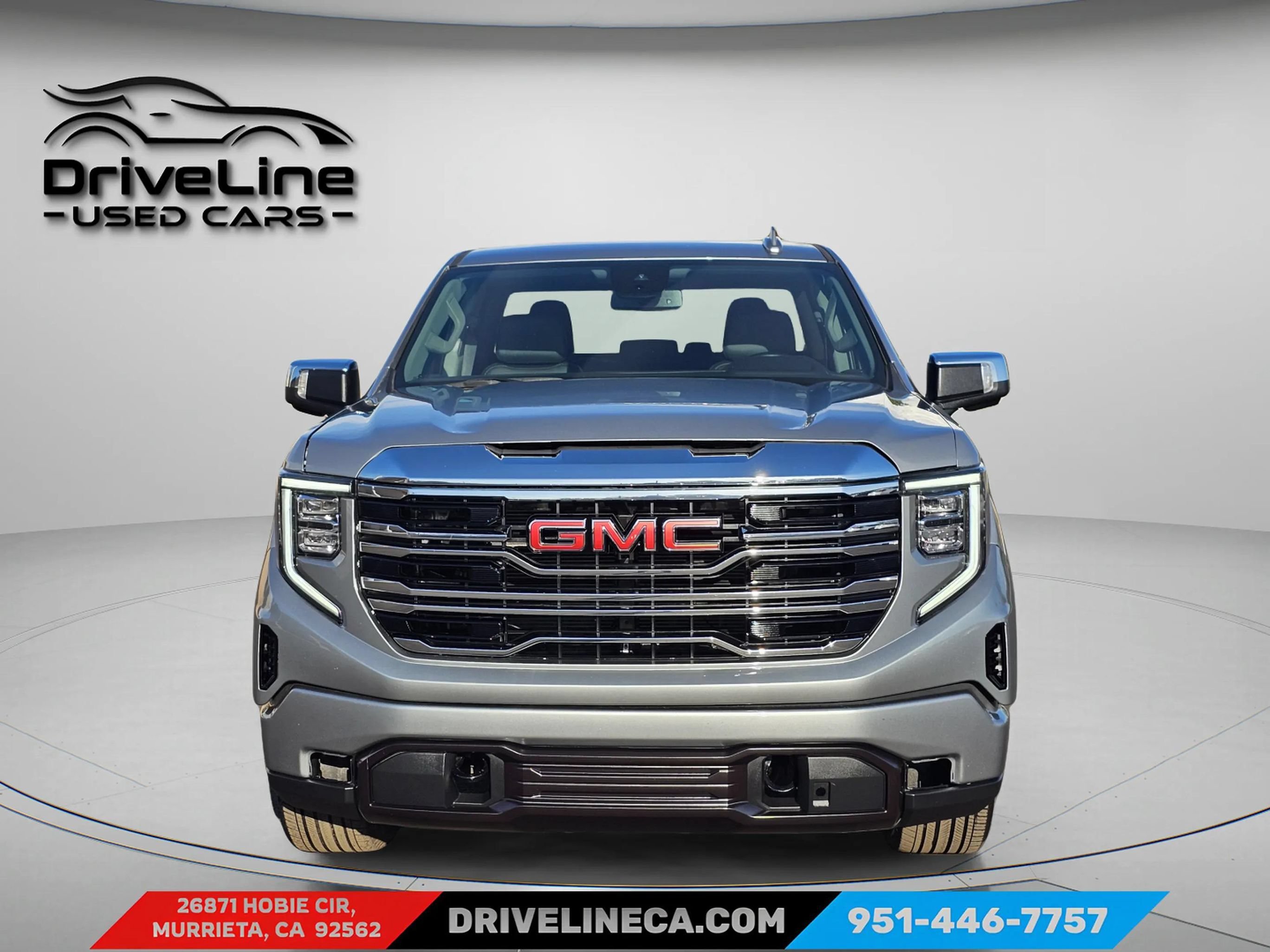 Used 2024 GMC Sierra 1500 SLT AWD/4WD image 2