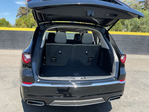 Used 2025 Acura MDX SH-AWD w/ Technology Package image 25