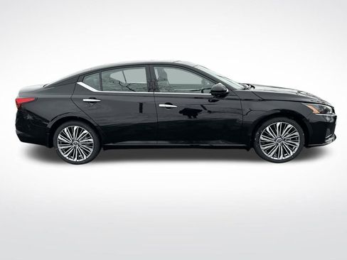 New 2025 Nissan Altima 2.5 SL image 6