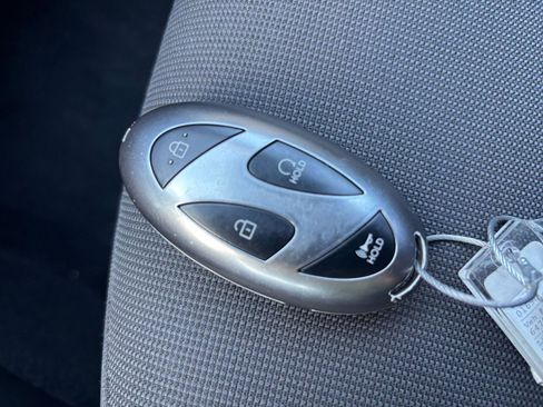 Used 2025 Hyundai Kona SEL image 22