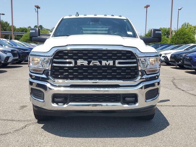 Used 2024 RAM 3500 SLT w/ Quick Order Package 2YG SLT AWD/4WD image 2