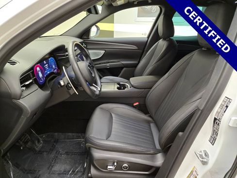 Certified 2024 Maserati Grecale GT AWD/4WD image 17
