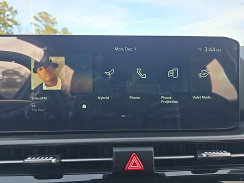 Used 2026 Kia Sportage EX w/ EX Panoramic Sunroof Package image 20