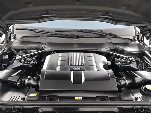 Used 2017 Land Rover Range Rover Sport SE AWD/4WD image 15