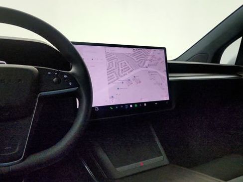 Used 2024 Tesla Model X AWD/4WD image 61