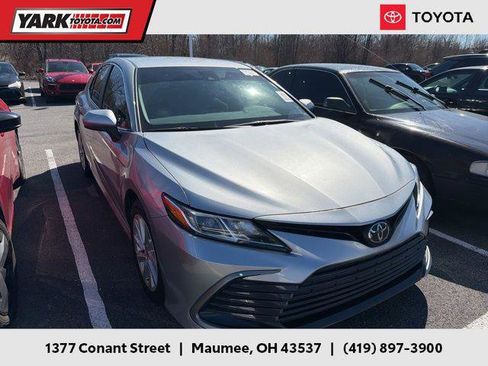 Certified 2024 Toyota Camry LE image 1