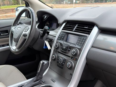 Used 2013 Ford Edge SEL image 17