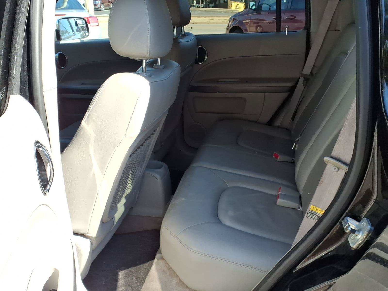 Used 2006 Chevrolet HHR LT w/ Preferred Equipment Group FWD image 8