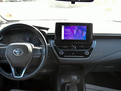 Used 2023 Toyota Corolla SE w/ SE Premium Package FWD image 38