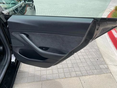 Used 2019 Tesla Model 3 Standard Range Plus RWD image 34
