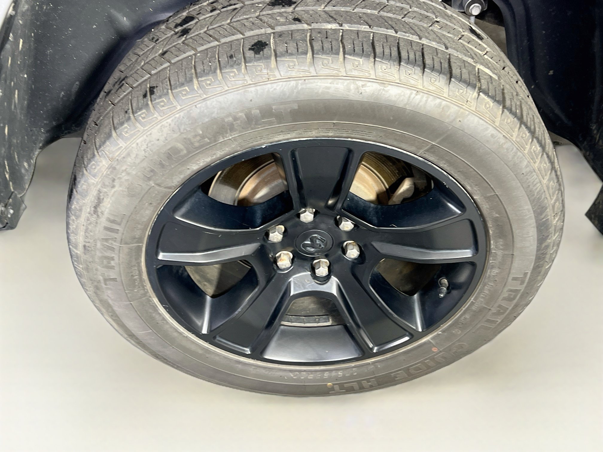 Used 2023 RAM 1500 Big Horn AWD/4WD image 30