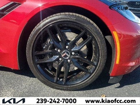 Used 2015 Chevrolet Corvette Stingray Coupe RWD image 9