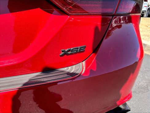 Used 2022 Toyota Camry XSE FWD image 24