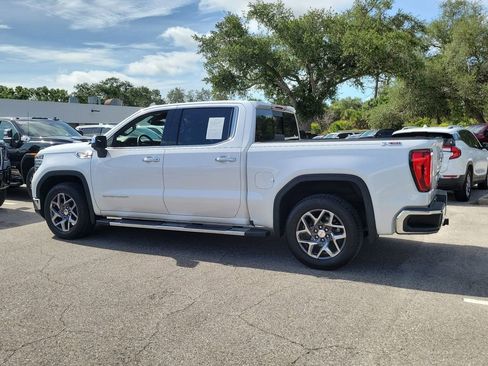 Used 2023 GMC Sierra 1500 SLT w/ SLT Premium Plus Package AWD/4WD image 4