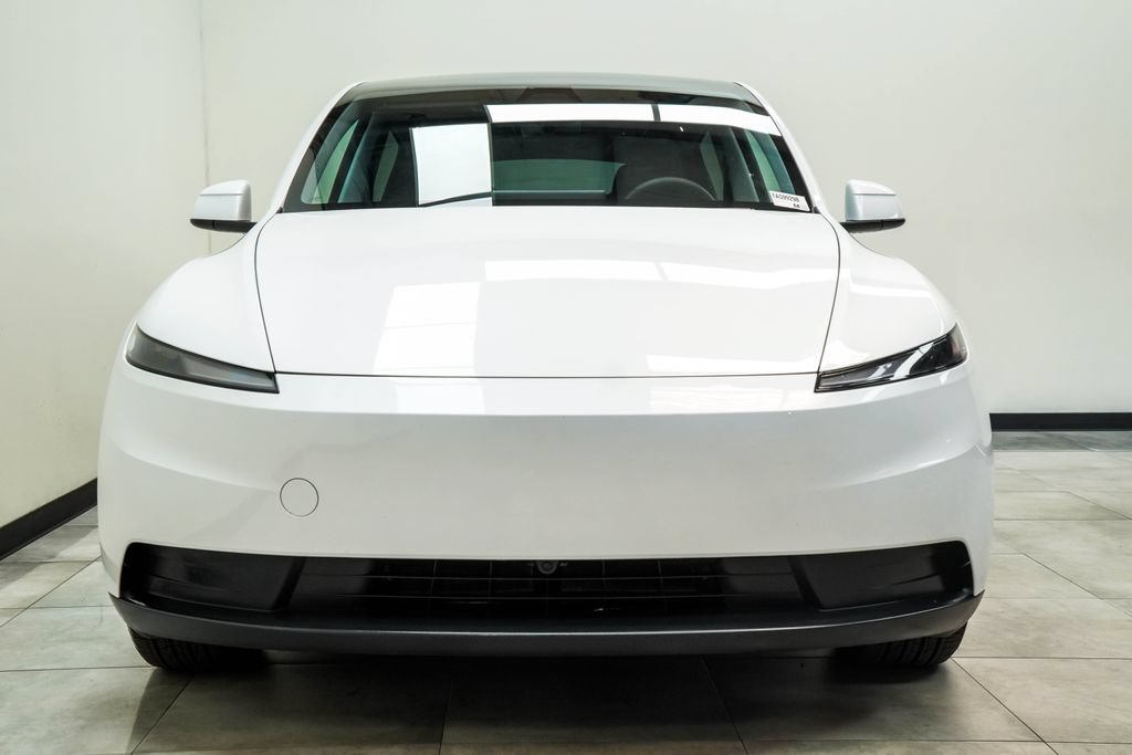 Used 2026 Tesla Model Y 2WD image 6