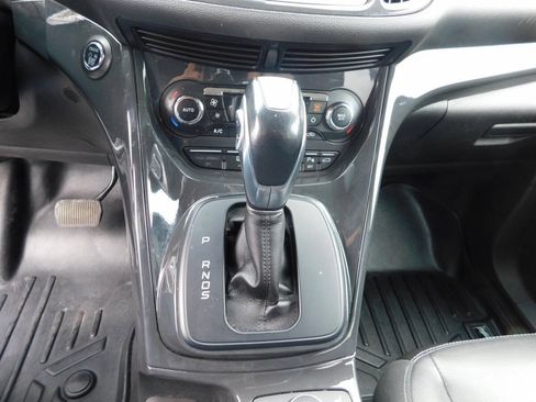 Used 2014 Ford Escape Titanium w/ Equipment Group 401A AWD/4WD image 16