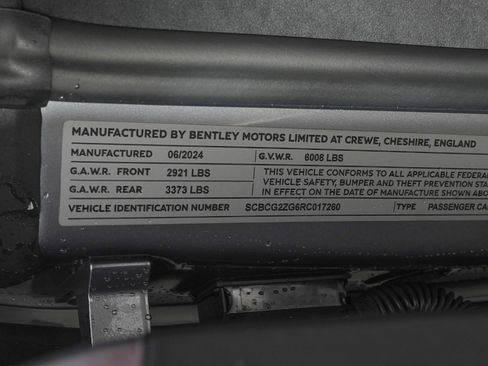 Used 2024 Bentley Continental GT image 33