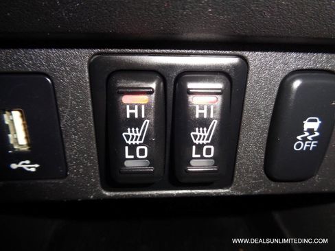 Used 2020 Mitsubishi Outlander Sport SE image 11