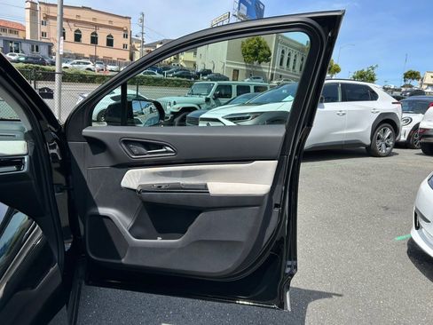 Used 2024 Honda Prologue EX image 37