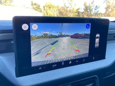 New 2025 Ford Maverick XLT image 26