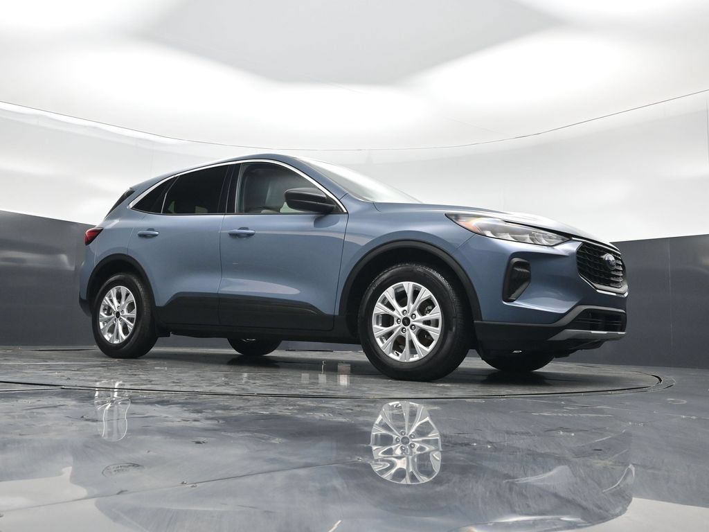 Certified 2024 Ford Escape Active FWD image 4