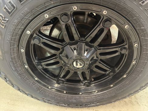 Used 2013 Ford F150 FX4 w/ Mid Equipment Group AWD/4WD image 31