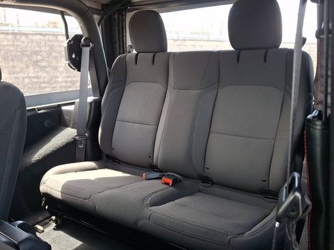 Used 2022 Jeep Wrangler Sport AWD/4WD image 10