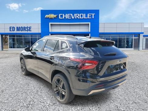 New 2026 Chevrolet Trax ACTIV w/ Sunroof Package image 2
