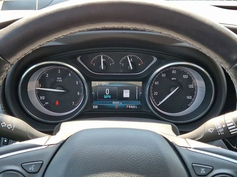 Used 2020 Buick Envision Essence w/ Experience Buick Package AWD/4WD image 23