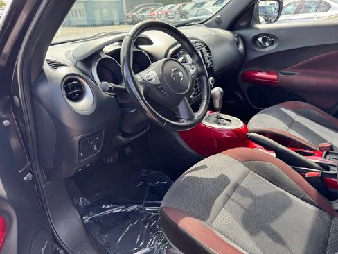 Used 2016 Nissan Juke SV w/ Technology Package image 12