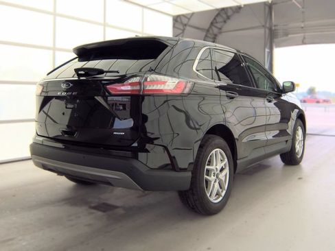 Used 2023 Ford Edge SEL w/ Convenience Package AWD/4WD image 6