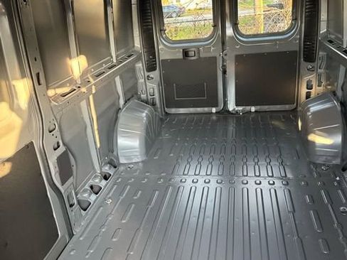New 2026 RAM ProMaster 3500 w/ Premium Convenience Group image 24